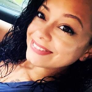 Meet your Posher, Maegan